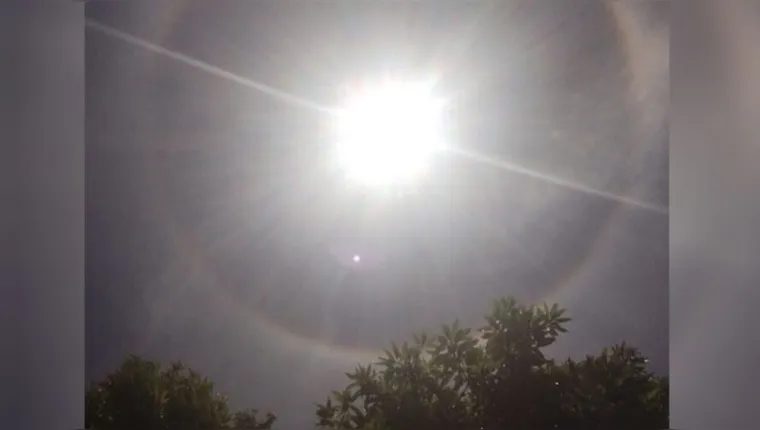 Imagem ilustrativa da notícia Vídeo: "Halo solar" encanta tarde de moradores em Outeiro