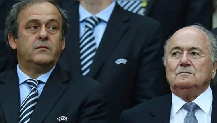Imagem ilustrativa da notícia Blatter e Platini são denunciados pela justiça da Suíça