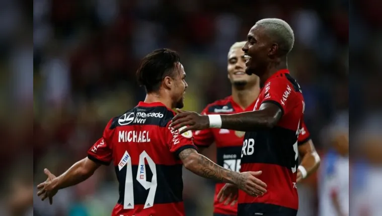 Imagem ilustrativa da notícia Jogador do Flamengo atropela e mata entregador no Rio