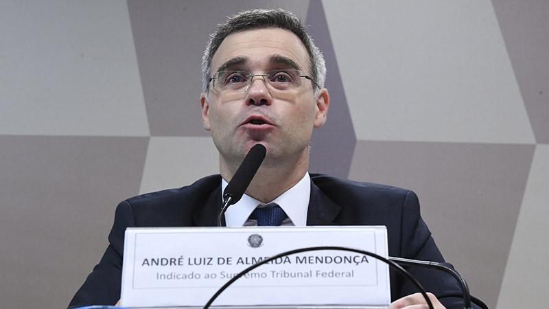 Senado aprova indicação de André Mendonça para ministro do STF