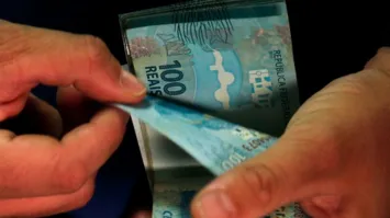 O valor mínimo do benefício é R$ 400.