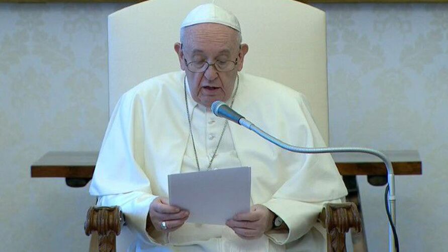 Papa faz apelo para o fim da violência contra a mulher