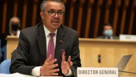 Tedros Adhanom Ghebreyesus  já discutiu com o primeiro-ministro da China, Li Keqiang, a necessidade de uma colaboração mais forte sobre as origens da Sars-CoV-2