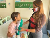 Crianças internadas no Hospital Metropolitano ganham um amiguinho especial. 