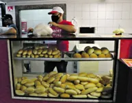 Preço do pão deve subir devido à dependência do Brasil da importação de trigo de países como a Rússia e a Argentina