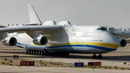 O maior avião de carga do mundo, o Antonov-225 Mriya, de fabricação ucraniana