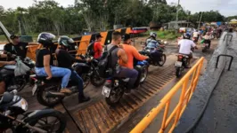 A liberação da ponte poderá desafogar o fluxo de travessia nas balsas disponibilizadas pelo  governo.