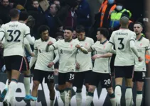 Liverpool supera o Crystal Palace e reduz diferença do líder City para 9 pontos