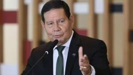 Mourão afirmou que o Brasil não pode fazer nada além de se posicionar contrário ao ataque russo