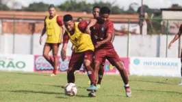 Ronald e Rony em disputa. Ambos são crias da base azulina