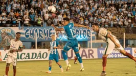 Paysandu vence e Marlon marca no dia em que completa 50 jogos com a camisa Bicolor