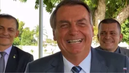 O presidente Jair Bolsonaro (PL) fez piada, nesta quarta-feira (2), com a cratera que se abriu no asfalto na marginal Tietê