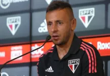 Além de Rafinha, o São Paulo acertou também com o goleiro Jandrei, além dos mais Patrick e Alisson, e o atacante Nikão.