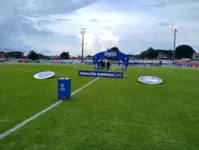 Independente e Paysandu se enfrentam no estádio Rosenão, em Parauapebas.