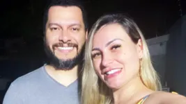 Andressa Urach deixou de seguir as amigas com ciúmes do boy.