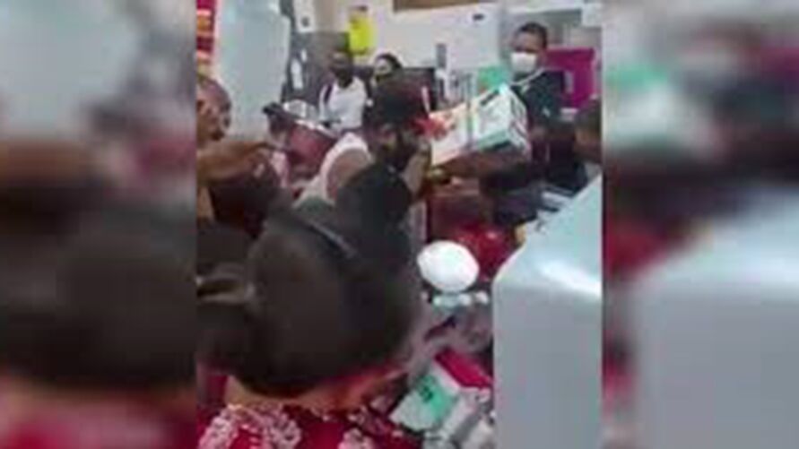 Imagem ilustrativa da notícia: Panela por R$ 20 gera briga e até desmaio em loja no Pará