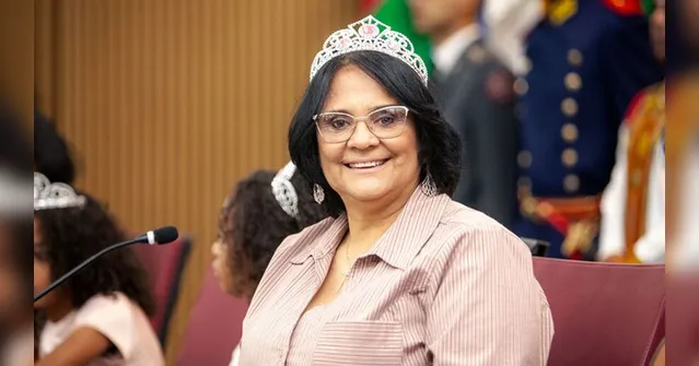 Imagem ilustrativa da notícia Açaí e pupunha tentam Damares Alves a ser senadora pelo Pará