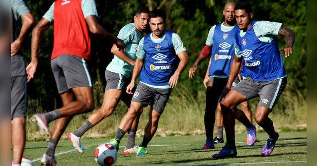Imagem ilustrativa da notícia Vídeo! Fluminense está pronto para estreia no Carioca