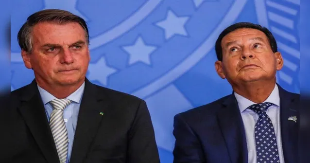 Imagem ilustrativa da notícia Bolsonaro desautoriza Mourão a falar sobre Ucrânia