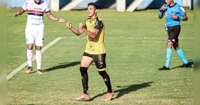 Imagem ilustrativa da notícia Atacante deixa clube baiano e retorna para o Castanhal