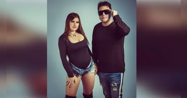 Imagem ilustrativa da notícia Cantora da Banda AR-15 expõe traição do marido na web; veja