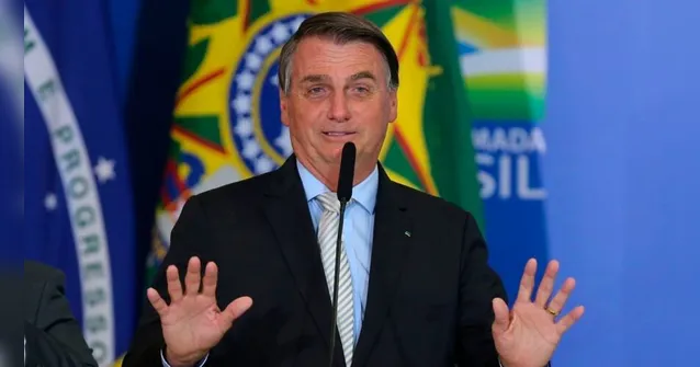Imagem ilustrativa da notícia Covid-19: Bolsonaro defende autoteste após minimizar ômicron