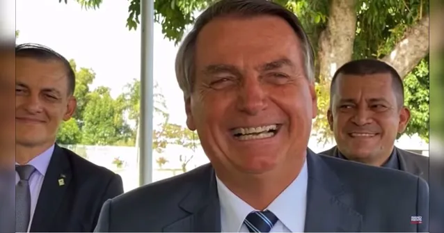Imagem ilustrativa da notícia Bolsonaro faz piada com cratera em obra em São Paulo