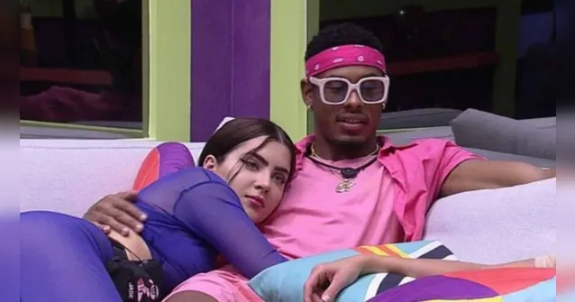 Imagem ilustrativa da notícia Vídeo: Jade e PA trocam carícias durante a madrugada