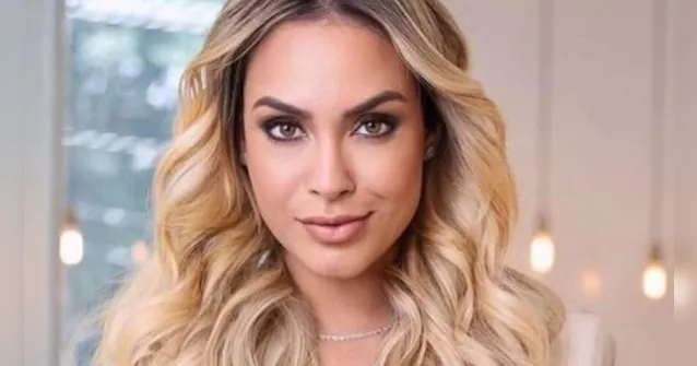 Imagem ilustrativa da notícia Sara Andrade mostra corpão de biquíni e fãs vão a loucura 