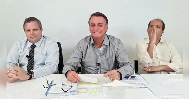 Imagem ilustrativa da notícia Bolsonaro chama nordestinos de 'pau de arara'; assista!