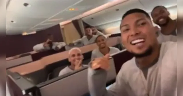 Imagem ilustrativa da notícia Aposta do Palmeiras, Rony mostra viagem rumo aos Emirados
