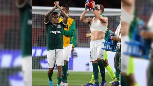 Imagem ilustrativa da notícia Palmeiras é aplaudido na chegada a SP e Luan recebe carinho