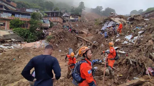 Imagem ilustrativa da notícia Tragédia: Petrópolis já tem 106 mortos e 140 desaparecidos 