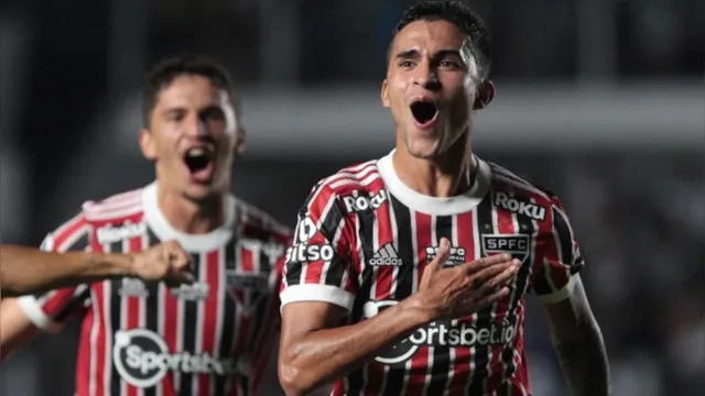 Imagem ilustrativa da notícia Vídeo: veja os gols da vitória do São Paulo sobre o Santos