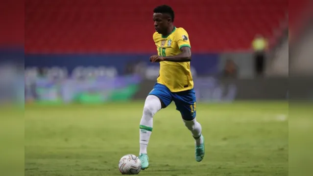 Imagem ilustrativa da notícia Tite pede cautela sobre Vinicius Junior na Seleção