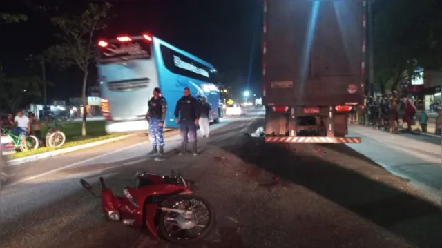 Imagem ilustrativa da notícia Homem morre esmagado por carreta em Marituba