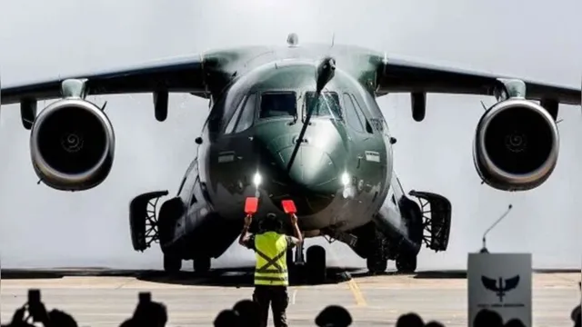 Imagem ilustrativa da notícia FAB
reserva dois aviões para resgatar brasileiros da Ucrânia 