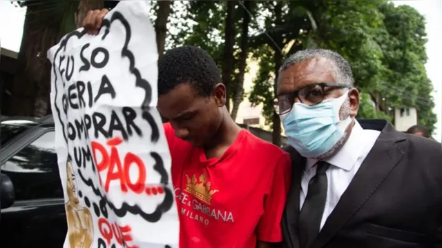 Imagem ilustrativa da notícia Jovem preso ao comprar pão é solto no Rio de Janeiro