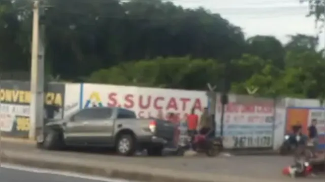 Imagem ilustrativa da notícia Adolescente causa acidente e mata motociclista em Belém