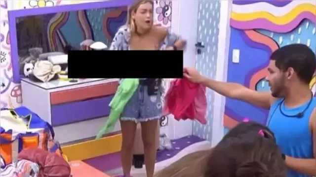 Imagem ilustrativa da notícia BBB 22: vídeo mostra Bárbara pagando peitinho no quarto