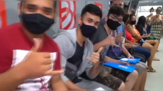 Imagem ilustrativa da notícia Vídeo: pagamento de auxílio a estudantes no Pará é retomado