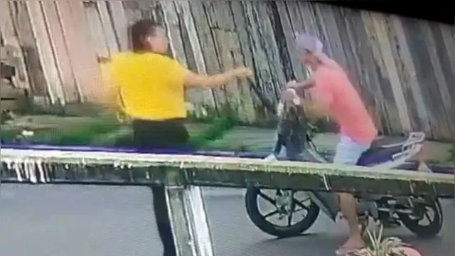 Imagem ilustrativa da notícia Vídeo:
vendedora é assaltada no Umarizal