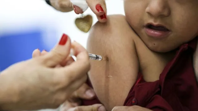 Imagem ilustrativa da notícia Não vacinar o filho pode resultar em multa e perda da guarda