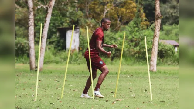 Imagem ilustrativa da notícia Clube do Remo: zagueiro está quase liberado para treino