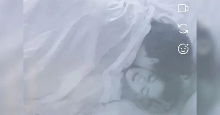 Imagem ilustrativa da notícia Clima esquenta e casal balança o edredom dentro do BBB22