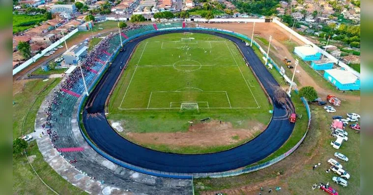 Imagem ilustrativa da notícia FPF reconhece que campo era risco à saúde de atletas