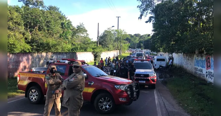 Imagem ilustrativa da notícia Estrada do Outeiro é interditada após pilar da ponte desabar