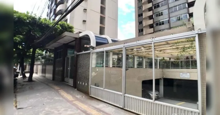 Imagem ilustrativa da notícia Vídeo: Advogado mata mãe por causa de pão na Batista Campos