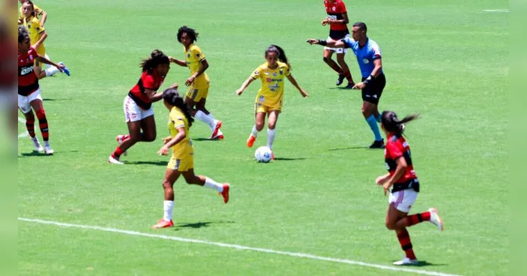 Imagem ilustrativa da notícia Vídeo: Esmac perde para o Flamengo e se despede na Supercopa