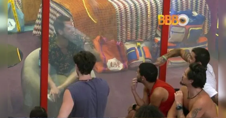 Imagem ilustrativa da notícia BBB22: Globo corta sinal após brothers falarem de maconha